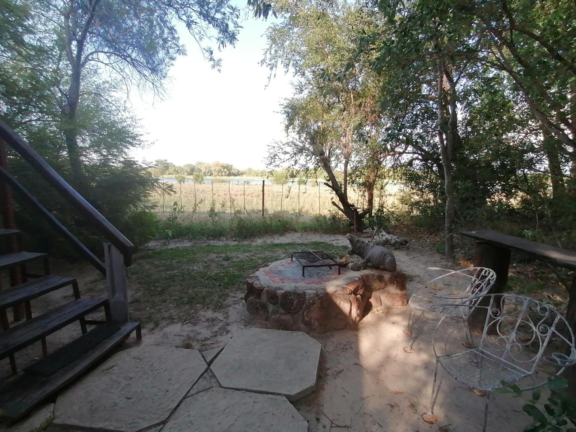 Mukuku Rest Camp Hotell Shimweghe Exteriör bild