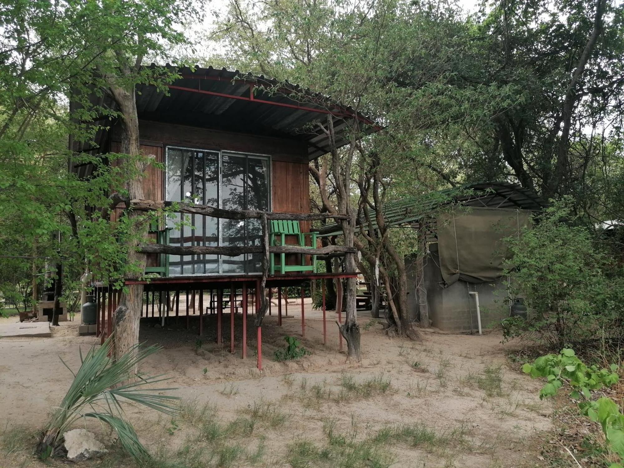 Mukuku Rest Camp Hotell Shimweghe Exteriör bild